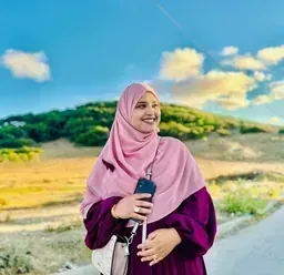 عبير الطرابلسي